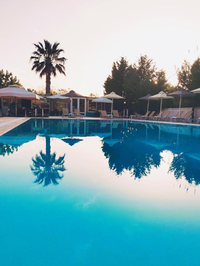 Sausan Hotel Сидарион Экстерьер фото